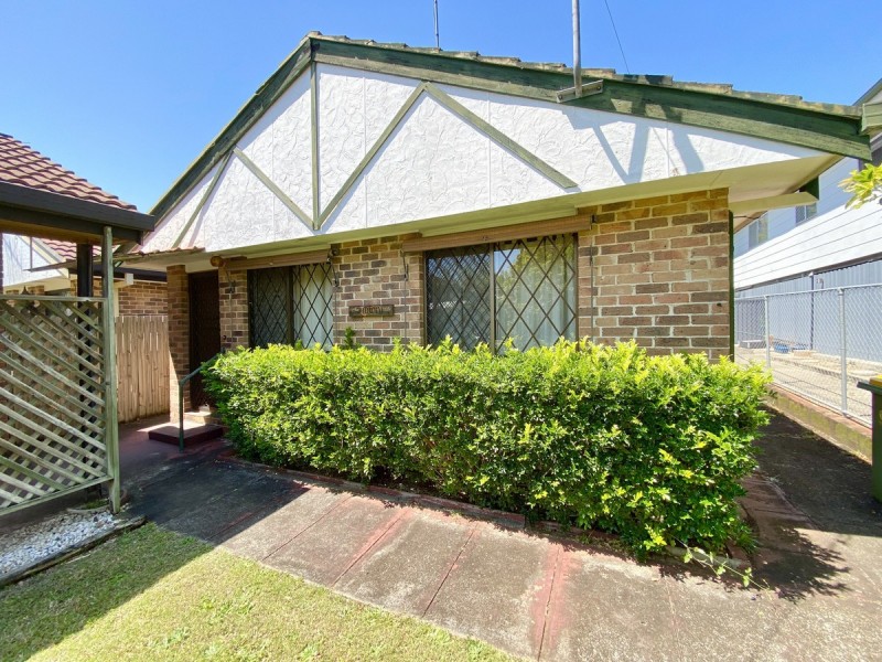 27 Myra Street, Birkdale QLD 4159