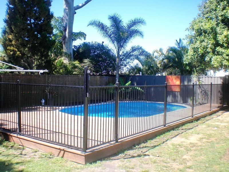 189 Redland Bay Road, Capalaba QLD 4157
