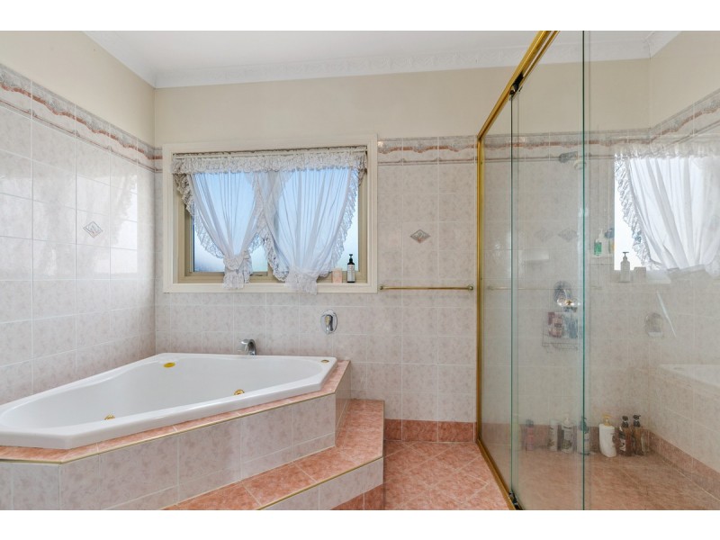 20 Sommersea Drive, Raby Bay QLD 4163