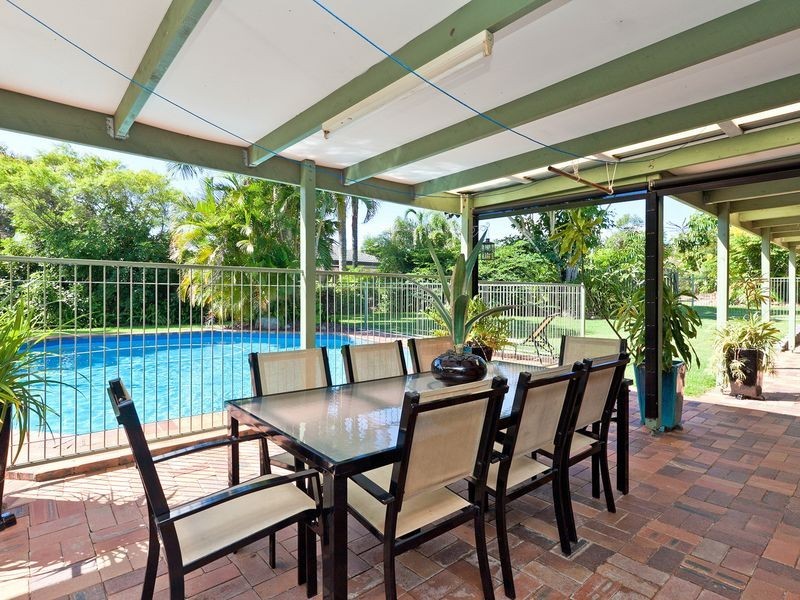 15 Catherine Street, Birkdale QLD 4159