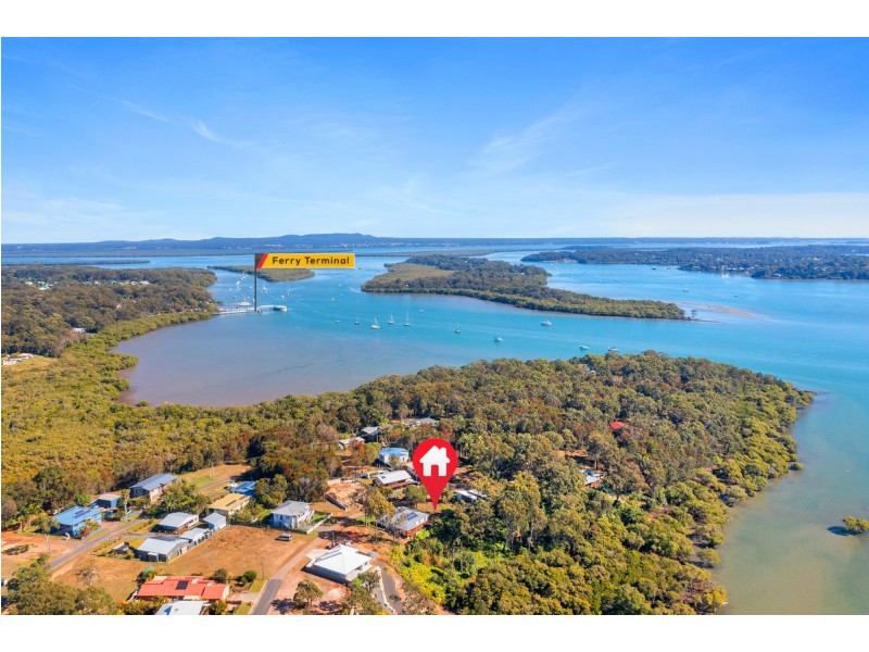 9 Bay Drive, Russell Island QLD 4184