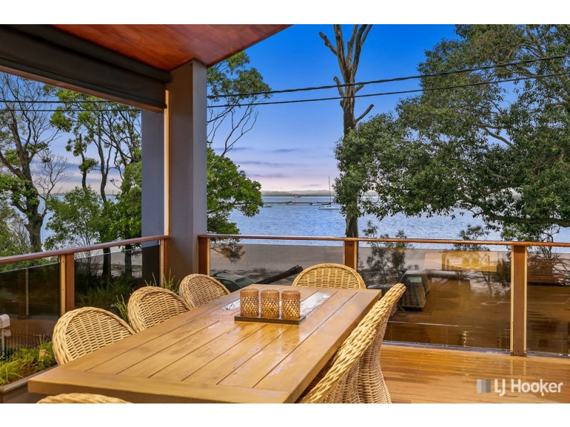 331 Esplanade, Redland Bay QLD 4165