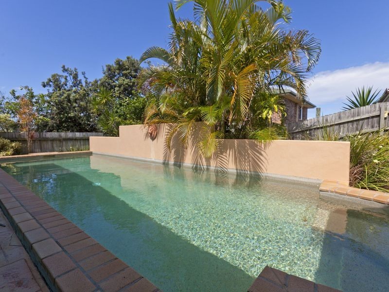12 Genevieve Court, Wellington Point QLD 4160