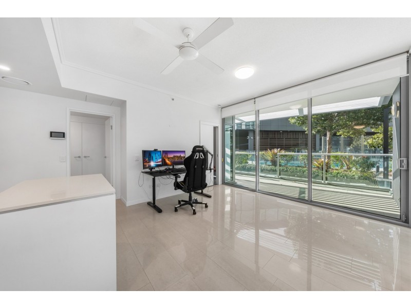 10004/8 Harbour Road, Hamilton QLD 4007