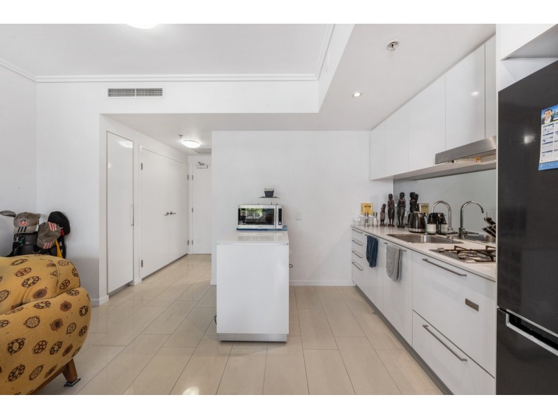 20003/8 Hercules Street, Hamilton QLD 4007