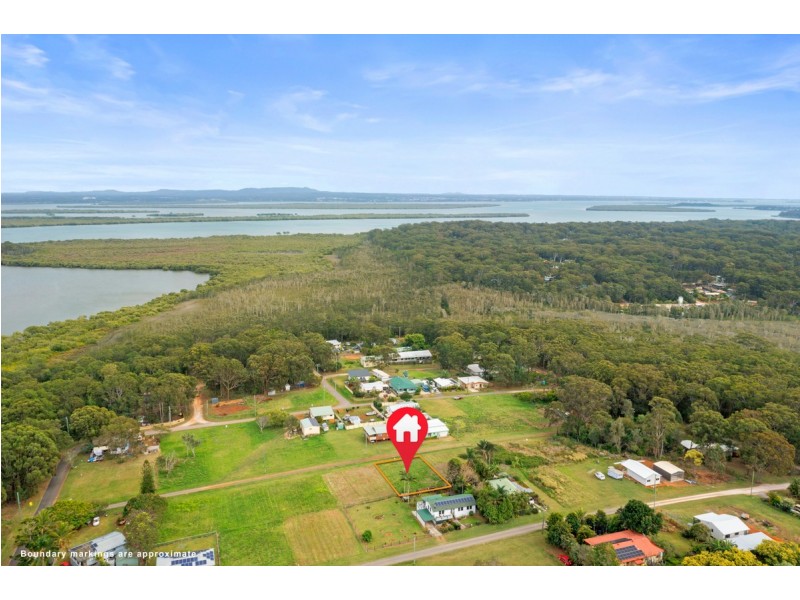 13 Petunia Street, Russell Island QLD 4184