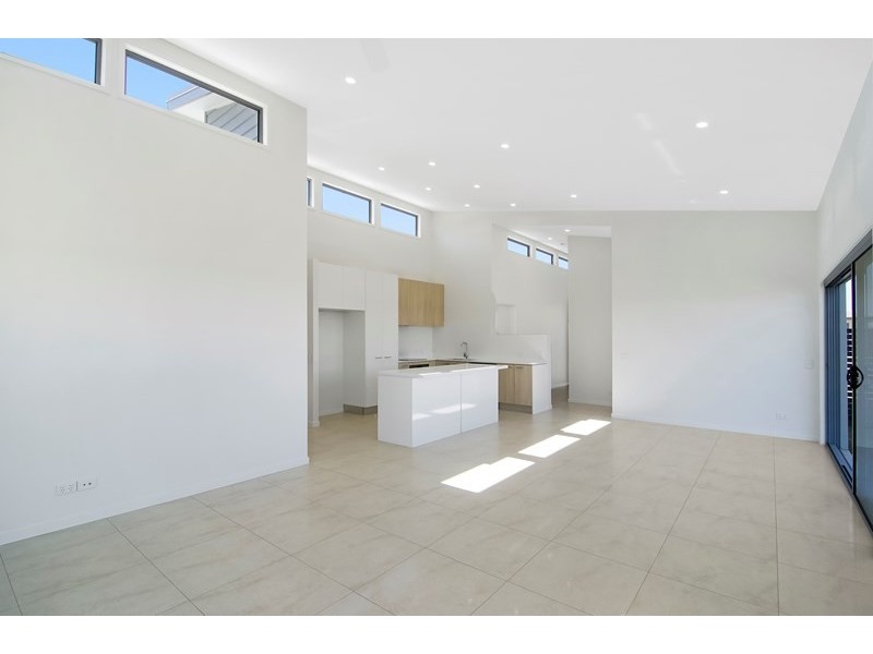 26 Ellabay Crescent, Redland Bay QLD 4165