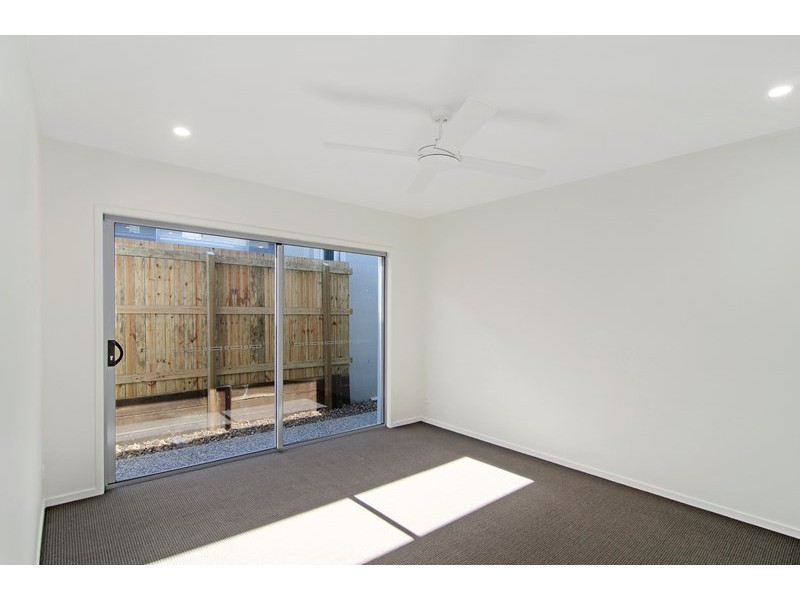 26 Ellabay Crescent, Redland Bay QLD 4165