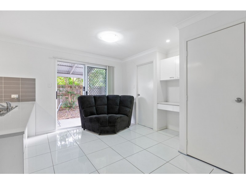 1/75-99 Gordon Road, Redland Bay QLD 4165
