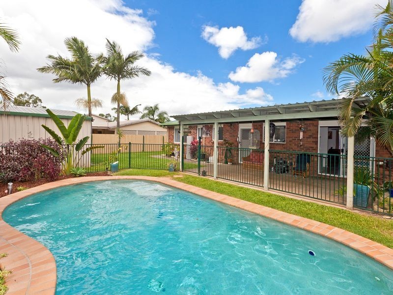 10 Anita Street, Redland Bay QLD 4165