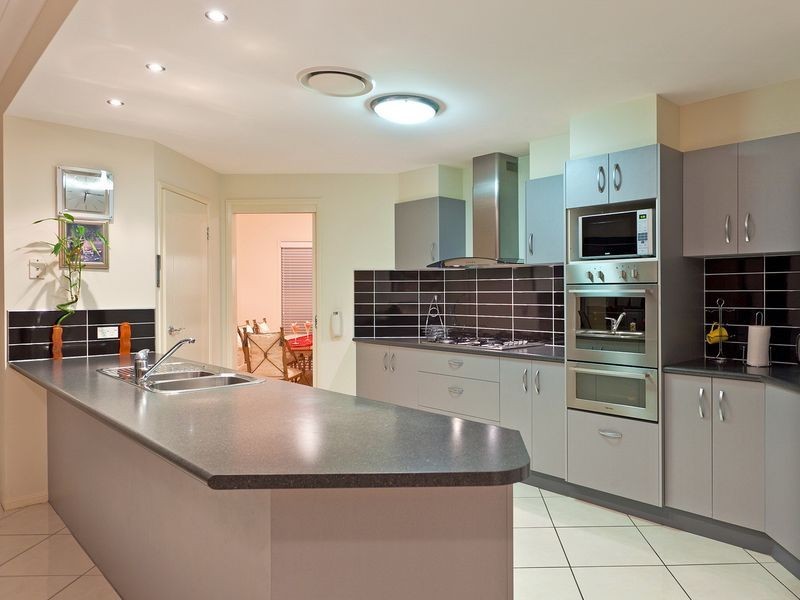 12 Sam Place, Thornlands QLD 4164