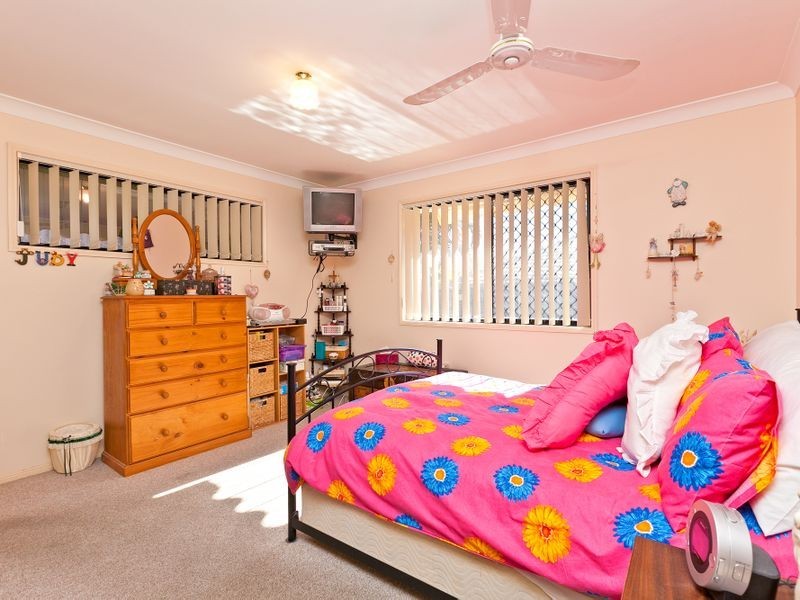 18 Brookvale Drive, Victoria Point QLD 4165
