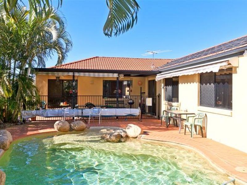 18 Brookvale Drive, Victoria Point QLD 4165