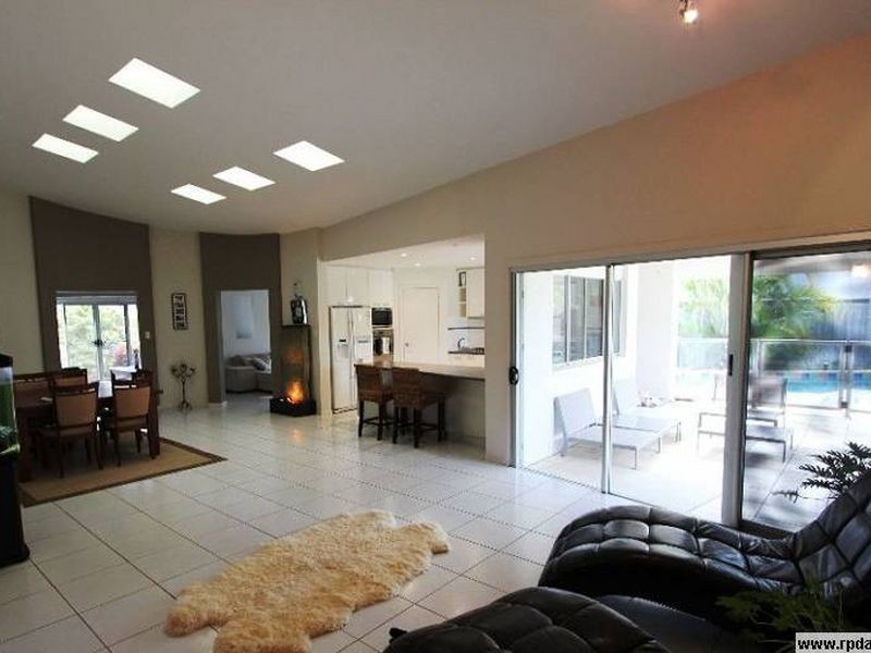 2 Zeus Court, Cleveland QLD 4163