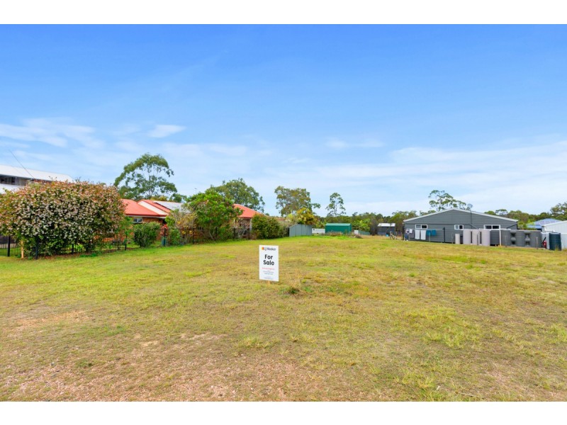 20 Bay Drive, Russell Island QLD 4184