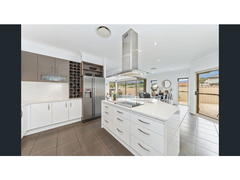 5 Lyndhurst Place, Thornlands QLD 4164