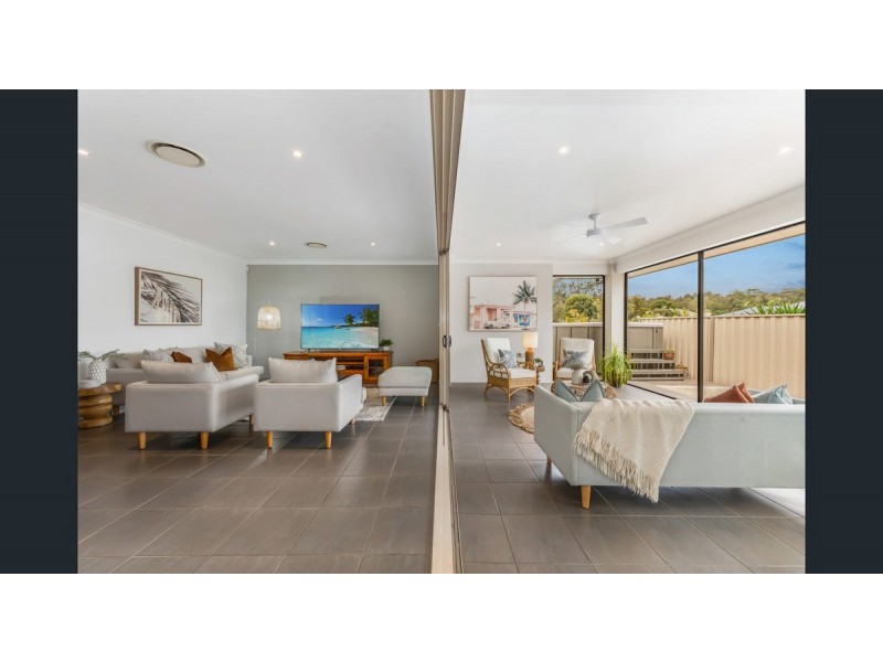 5 Lyndhurst Place, Thornlands QLD 4164