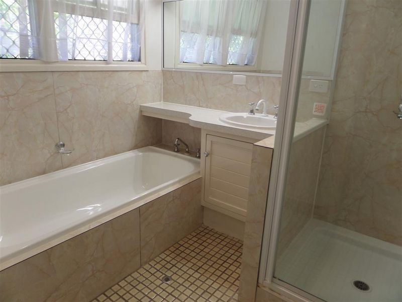 5 Fogarty Street, Cleveland QLD 4163