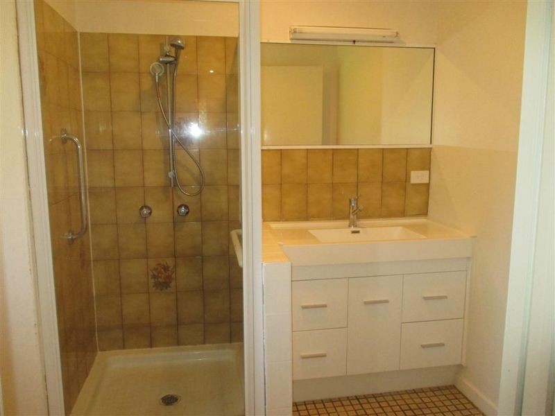 5 Fogarty Street, Cleveland QLD 4163