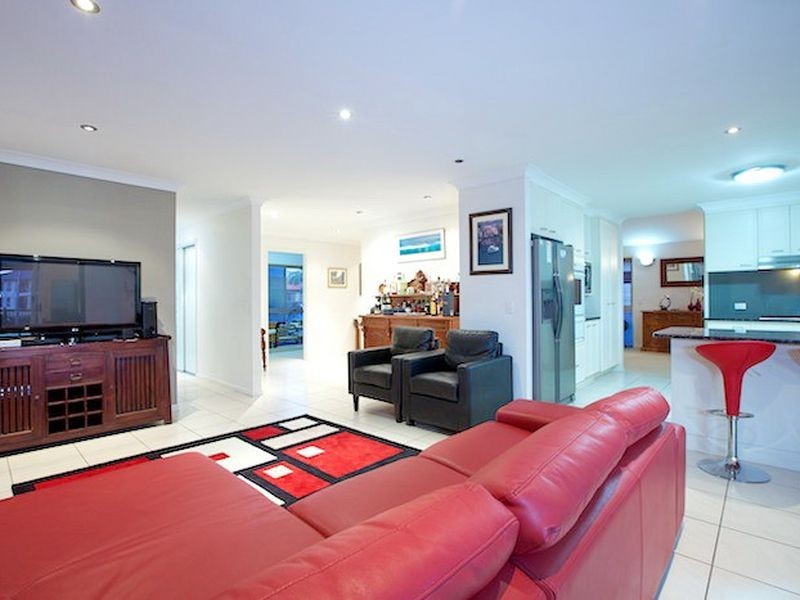 67 Anchorage Drive, Raby Bay QLD 4163