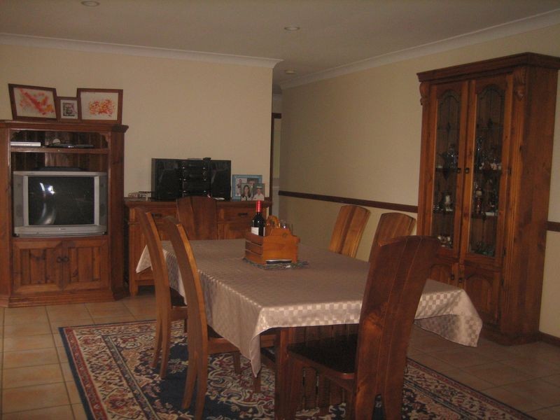 13 Kooringa Ave, Cleveland QLD 4163