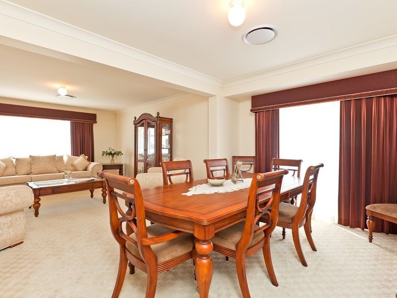 33 Gretchen Circuit, Thornlands QLD 4164