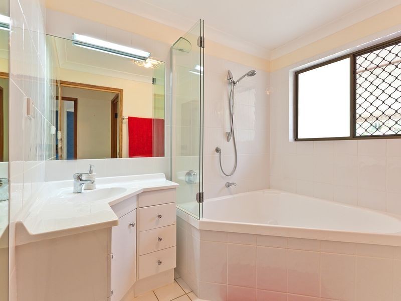 125 Sycamore Pd, Victoria Point QLD 4165