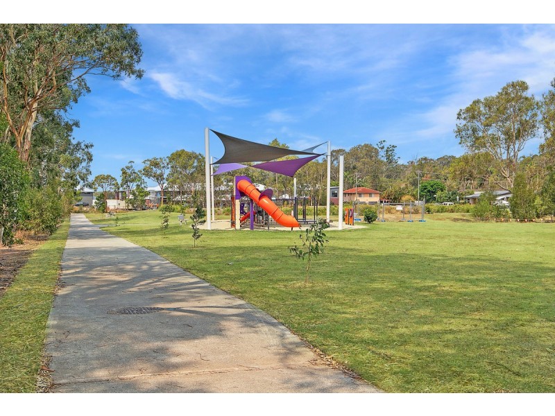 17 Weir Street, Thornlands QLD 4164