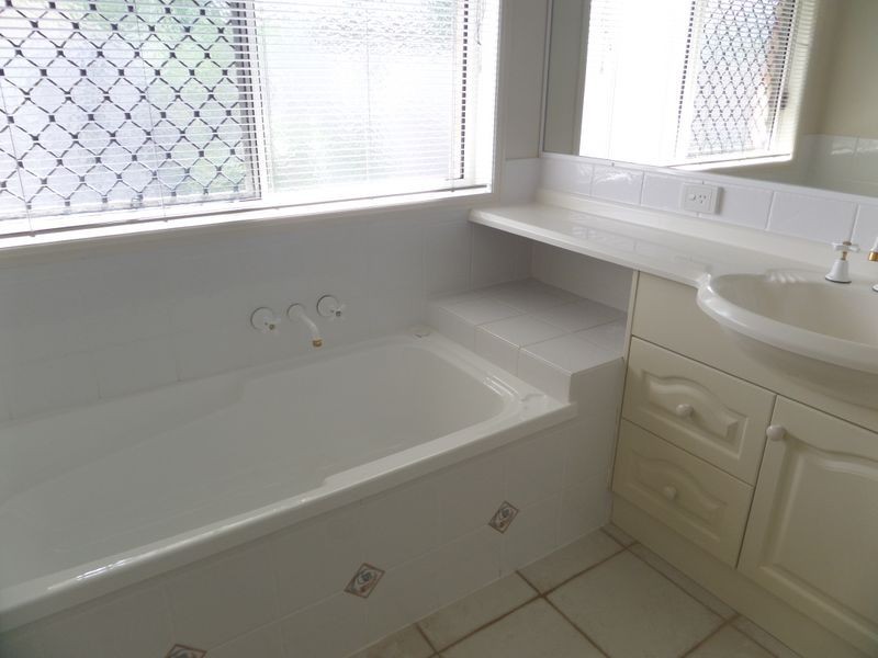 15 Goleby Esp, Cleveland QLD 4163