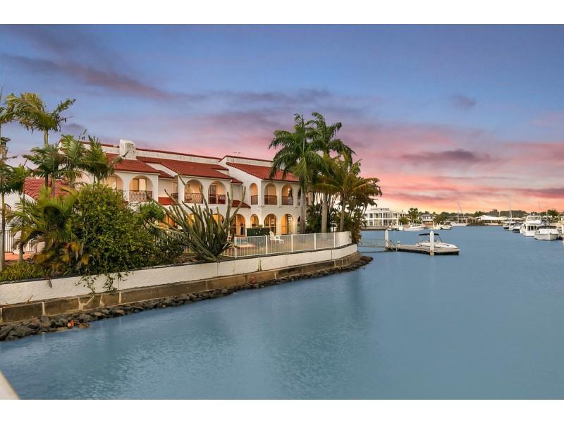 1 Seacrest Court, Raby Bay QLD 4163