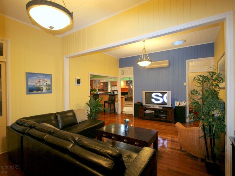 35-37 Longland Street, Cleveland QLD 4163