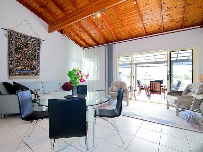 14 Bollard Court, Raby Bay QLD 4163