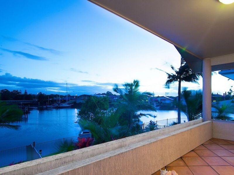 24 Mainroyal Court, Raby Bay QLD 4163