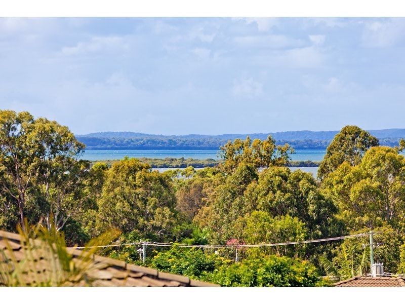 8 Wobur Street, Cleveland QLD 4163