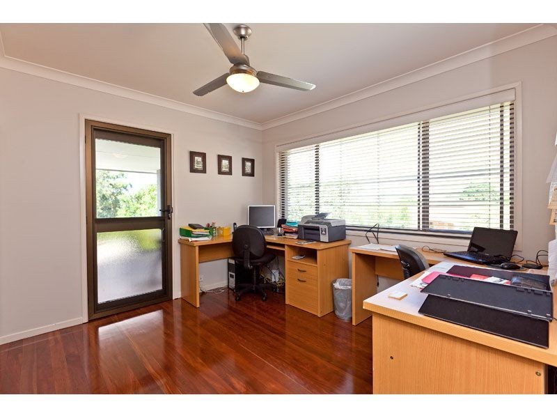 8 Wobur Street, Cleveland QLD 4163