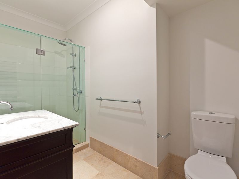 9 Caravel Court, Raby Bay QLD 4163