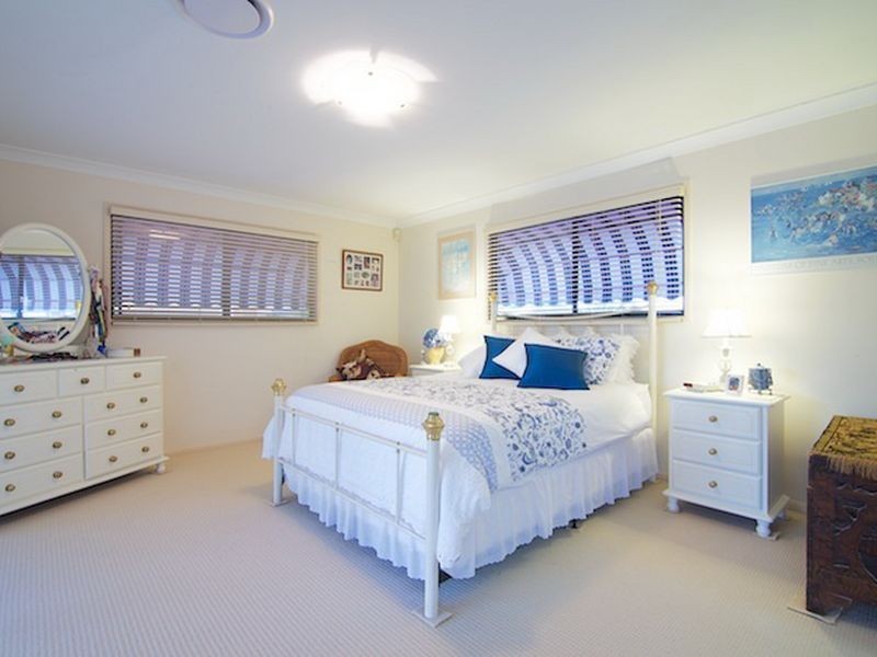 39 Plymouth Court, Raby Bay QLD 4163