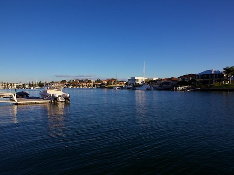 39 Plymouth Court, Raby Bay QLD 4163