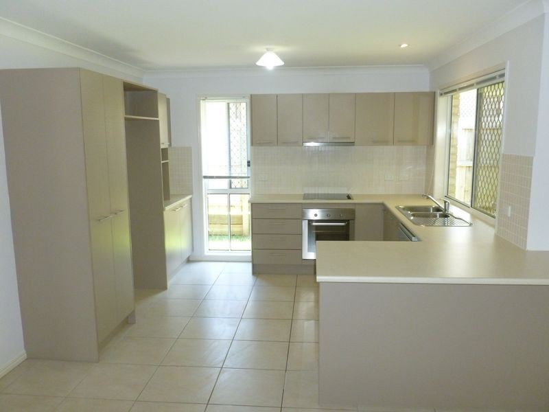 3 Duchess Place, Cleveland QLD 4163