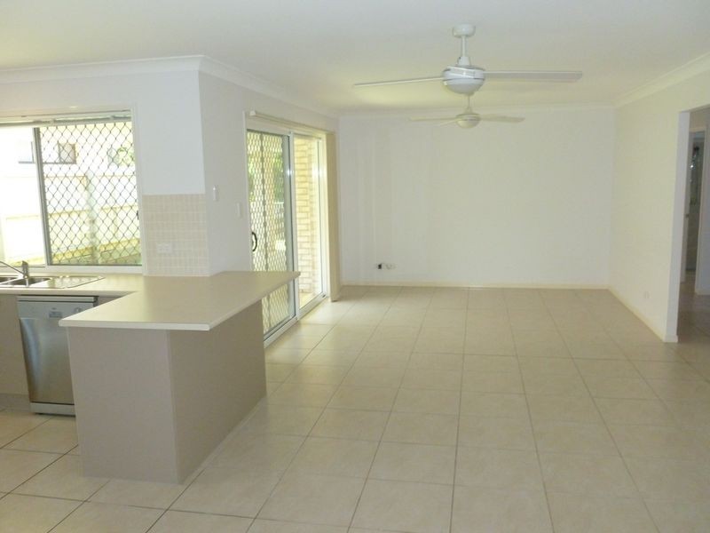 3 Duchess Place, Cleveland QLD 4163