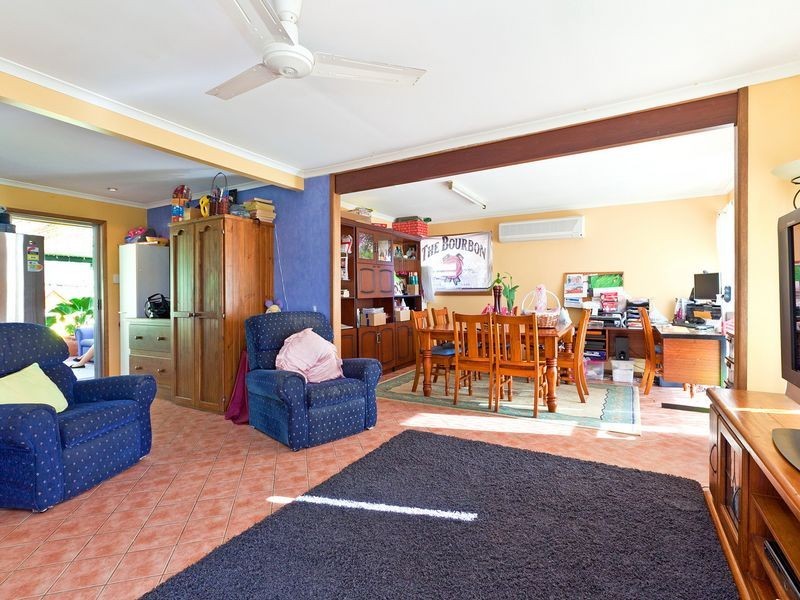 8 Marginalia Court, Cleveland QLD 4163