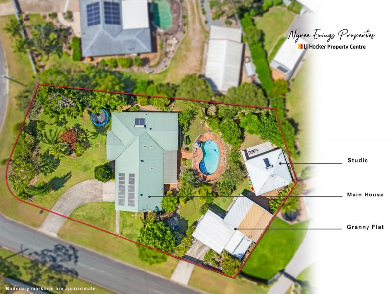 2 Banksia Street, Redland Bay QLD 4165