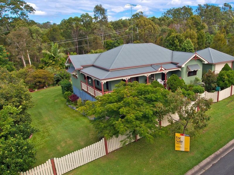 18 Grevillea Street, Redland Bay QLD 4165