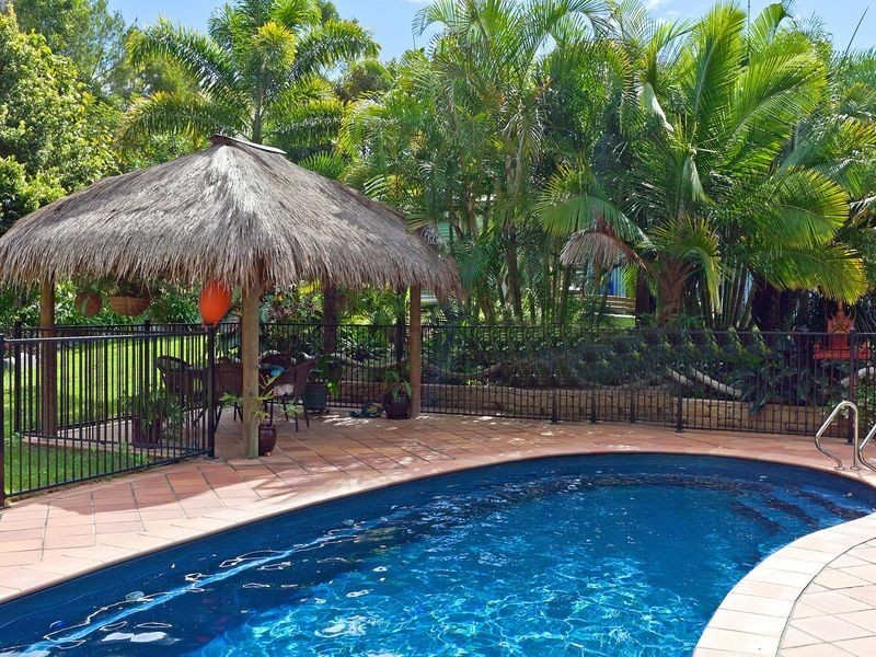 18 Grevillea Street, Redland Bay QLD 4165