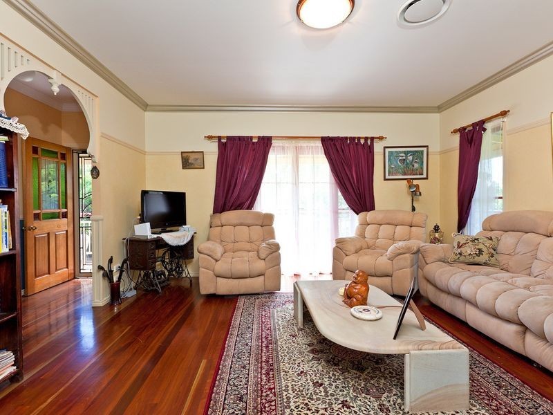 18 Grevillea Street, Redland Bay QLD 4165