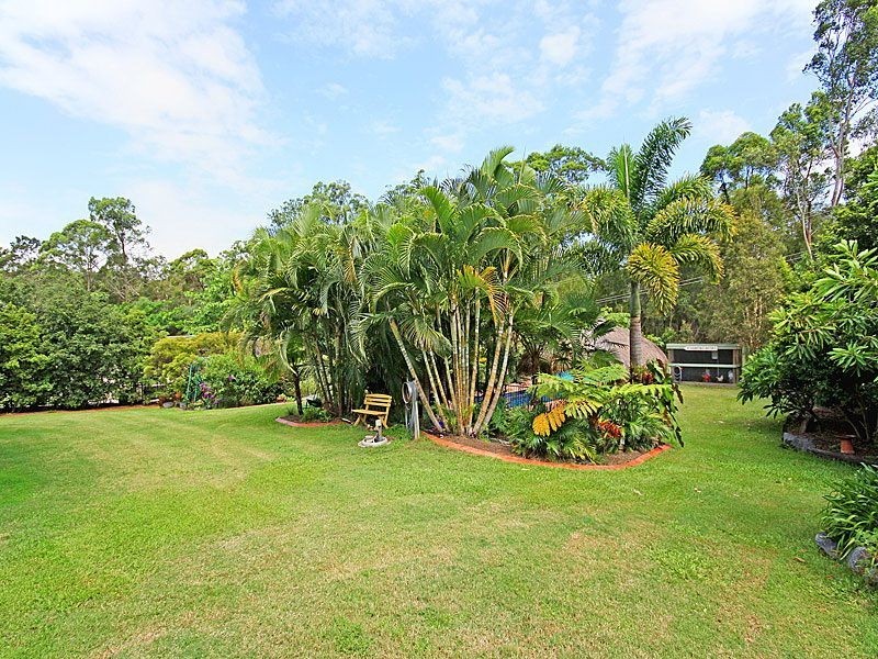 18 Grevillea Street, Redland Bay QLD 4165