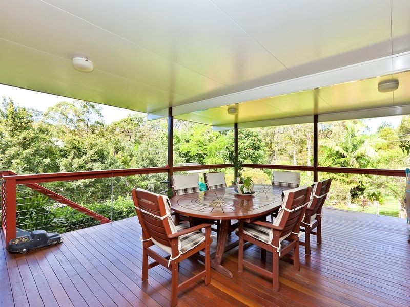 18 Grevillea Street, Redland Bay QLD 4165