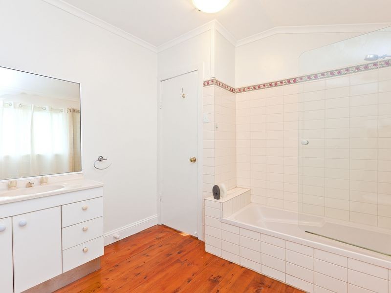 57 South Street, Cleveland QLD 4163