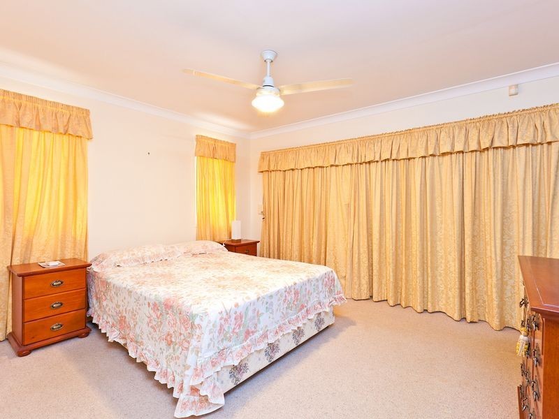 14 Tulloch Drive, Wellington Point QLD 4160