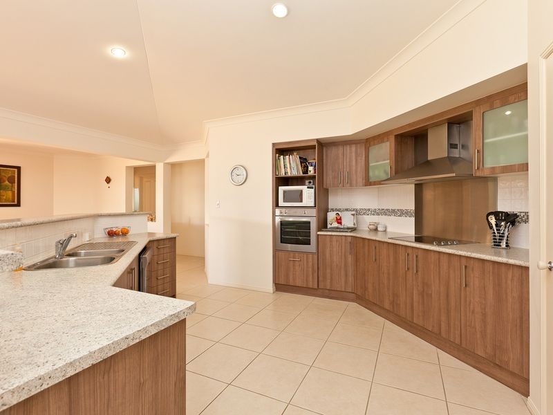 37 Creekwood Street, Victoria Point QLD 4165